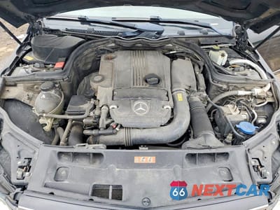 Zdjęcie 11 z 12 samochodu: 2014 MERCEDES-BENZ C 250 VIN:WDDGF4HB4ER313510 - miniatura