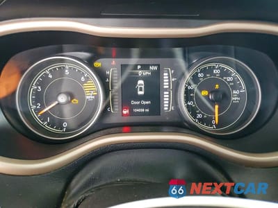 Zdjęcie 9 z 13 samochodu: 2017 JEEP CHEROKEE LATITUDE VIN:1C4PJLCBXHW554584 - miniatura