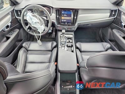 Zdjęcie 8 z 12 samochodu: 2020 VOLVO S90 T6 OCEAN RACE VIN:LVYA22MT4LP150793 - miniatura