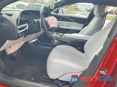 Zdjęcie 7 z 13 samochodu: 2024 CADILLAC LYRIQ LUXURY VIN:1GYKPPRL3RZ110859 - miniatura