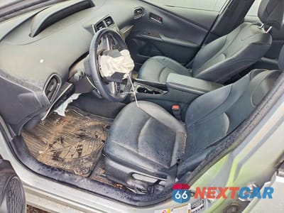 Zdjęcie 7 z 11 samochodu: 2019 TOYOTA PRIUS XLE AWD-E VIN:JTDL9RFU3K3010279 - miniatura