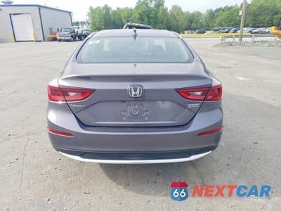 Zdjęcie 6 z 12 samochodu: 2019 HONDA INSIGHT TOURING VIN:19XZE4F97KE011500 - miniatura