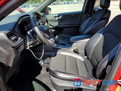 Zdjęcie 7 z 12 samochodu: 2025 FORD ESCAPE ST LINE VIN:1FMCU9MN8SUB35164 - miniatura