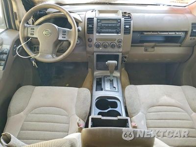 Zdjęcie 8 z 13 samochodu: 2006 NISSAN PATHFINDER S VIN:5N1AR18U46C620151 - miniatura