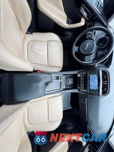 Zdjęcie 9 z 10 samochodu: 2018 JAGUAR F-PACE PREMIUM VIN:SADCJ2GX3JA235968 - miniatura