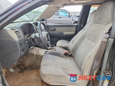 Zdjęcie 7 z 13 samochodu: 2005 CHEV COLORADO VIN:1GCDT136358236701 - miniatura