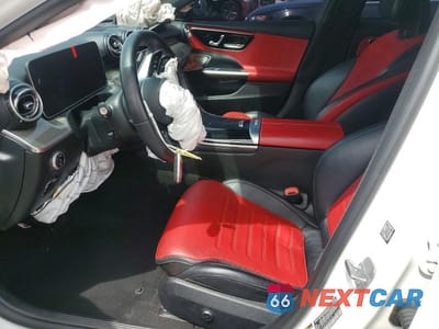 Zdjęcie 7 z 12 samochodu: 2024 MERCEDES-BENZ C 300 VIN:W1KAF4GB9RR200276 - miniatura