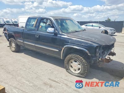 Czwarte zdjęcie samochodu z boku: 1999 GMC NEW SIERRA K1500 VIN:1GTEK19T2XE550686 - miniatura