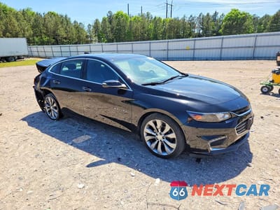 Czwarte zdjęcie samochodu z boku: 2018 CHEVROLET MALIBU PREMIER VIN:1G1ZE5SX4JF243267 - miniatura