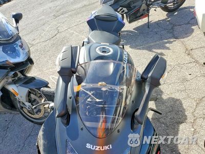 Piąte zdjęcie samochodu w środku: 2026 SUZUKI GSX-R750 VIN:JS1GR7MA4T7100253 - miniatura