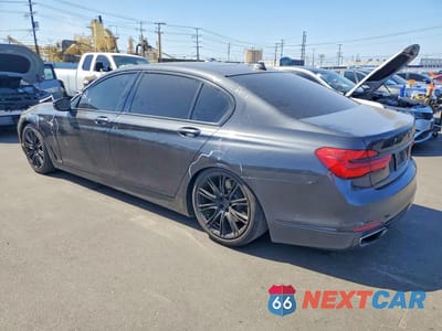 Drugie zdjęcie samochodu z przodu: 2016 BMW 740 I VIN:WBA7E2C56GG547050 - miniatura