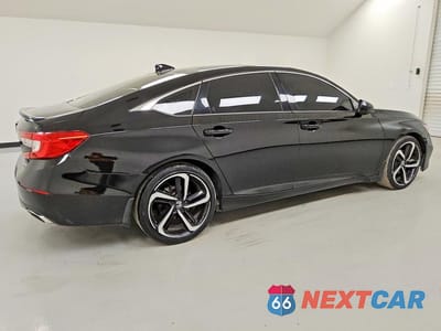 Trzecie zdjęcie samochodu z tyłu: 2019 HONDA ACCORD SPORT VIN:1HGCV1F39KA156137 - miniatura