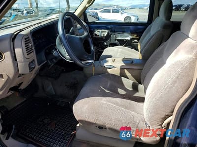 Zdjęcie 7 z 13 samochodu: 1996 GMC SIERRA C1500 VIN:2GTEC19M5T1508563 - miniatura