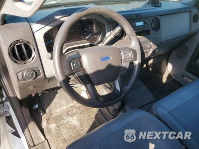 Zdjęcie 8 z 13 samochodu: 2022 FORD F650 SUPER DUTY BOX TRUCK VIN:1FDNF6AN9NDF05371 - miniatura