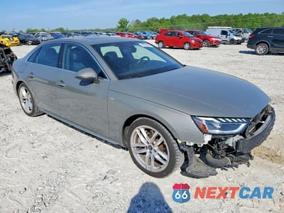 Czwarte zdjęcie samochodu z boku: 2023 AUDI A4 PREMIUM PLUS 45 VIN:WAUEAAF4XPN009897 - miniatura
