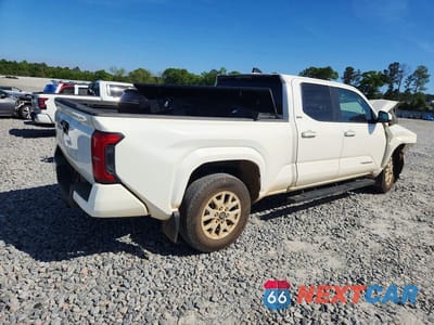 Trzecie zdjęcie samochodu z tyłu: 2025 TOYOTA TACOMA SR5 VIN:3TMLB5JN7SM114012 - miniatura