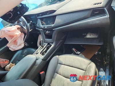 Zdjęcie 8 z 13 samochodu: 2023 CADILLAC XT5 PREMIUM LUXURY VIN:1GYKNDRSXPZ169349 - miniatura