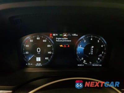 Zdjęcie 9 z 13 samochodu: 2020 VOLVO XC60 T5 MOMENTUM VIN:YV4102RK7L1522723 - miniatura