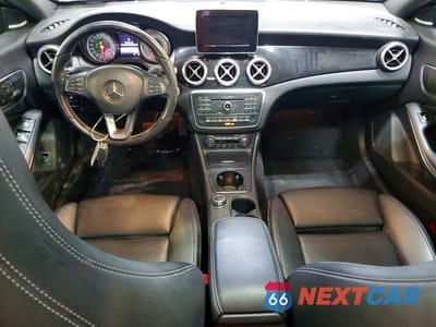 Zdjęcie 8 z 11 samochodu: 2016 MERCEDES-BENZ CLA 250 4MATIC VIN:WDDSJ4GB6GN337554 - miniatura