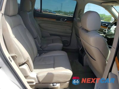 Zdjęcie 11 z 13 samochodu: 2011 LINCOLN MKT VIN:2LMHJ5FR2BBJ51152 - miniatura