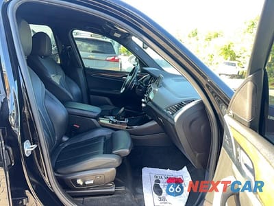 Piąte zdjęcie samochodu w środku: 2019 BMW X3 SDRIVE30I VIN:5UXTR7C59KLF34684 - miniatura