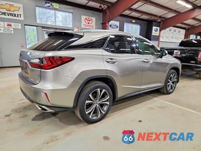 Trzecie zdjęcie samochodu z tyłu: 2019 LEXUS RX 350 BASE VIN:2T2ZZMCA0KC139011 - miniatura