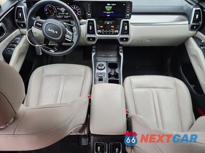 Zdjęcie 8 z 12 samochodu: 2023 KIA SORENTO EX VIN:KNDRHDLG1P5175371 - miniatura