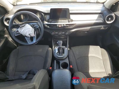 Zdjęcie 8 z 12 samochodu: 2021 KIA FORTE LXS VIN:3KPF24AD5ME311434 - miniatura