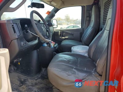 Zdjęcie 7 z 12 samochodu: 2016 GMC SAVANA G2500 VIN:1GTW7AFF6G1208931 - miniatura