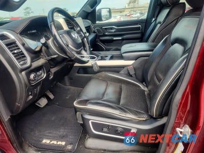 Zdjęcie 7 z 11 samochodu: 2019 RAM 1500 LARAMIE VIN:1C6RREJT0KN720933 - miniatura