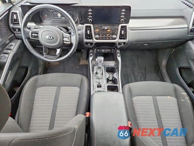 Zdjęcie 8 z 13 samochodu: 2021 KIA SORENTO LX VIN:5XYRGDLF6MG011160 - miniatura