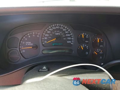 Zdjęcie 9 z 12 samochodu: 2004 CHEVROLET TAHOE C1500 VIN:1GNEC13V84R168696 - miniatura