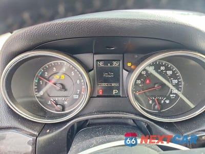 Zdjęcie 9 z 11 samochodu: 2012 JEEP GRAND CHEROKEE LAREDO VIN:1C4RJFAG3CC149637 - miniatura