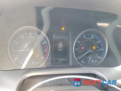 Zdjęcie 9 z 13 samochodu: 2017 TOYOTA RAV4 XLE VIN:JTMWFREVXHD105019 - miniatura