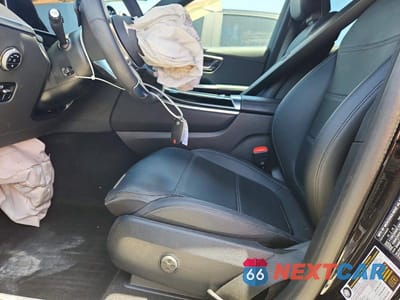 Zdjęcie 7 z 12 samochodu: 2025 MERCEDES-BENZ GLC 300 VIN:W1NKM4GBXSF317904 - miniatura