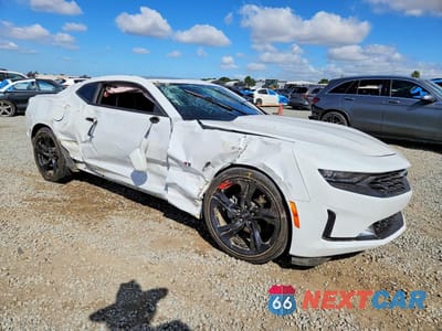 Czwarte zdjęcie samochodu z boku: 2021 CHEVROLET CAMARO LS VIN:1G1FB1RXXM0138203 - miniatura