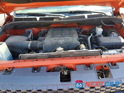 Zdjęcie 11 z 12 samochodu: 2018 TOYOTA TUNDRA CREWMAX SR5 VIN:5TFDW5F14JX735151 - miniatura