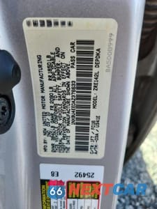Zdjęcie 12 z 12 samochodu: 2010 TOYOTA COROLLA LE VIN:1NXBU4EE0AZ376633 - miniatura