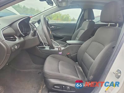 Zdjęcie 7 z 12 samochodu: 2020 CHEVROLET MALIBU LT VIN:1G1ZD5ST5LF004975 - miniatura