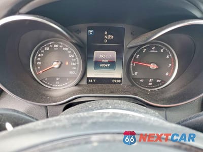 Zdjęcie 9 z 12 samochodu: 2015 MERCEDES-BENZ C 300 4MATIC VIN:55SWF4KB1FU018658 - miniatura