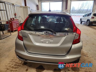 Zdjęcie 6 z 12 samochodu: 2019 HONDA FIT EX VIN:3HGGK5H84KM743617 - miniatura