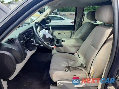 Zdjęcie 7 z 12 samochodu: 2010 CHEVROLET SILVERADO K1500 LT VIN:3GCRKSE39AG279882 - miniatura