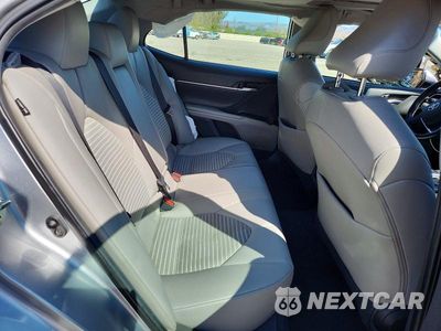 Zdjęcie 10 z 12 samochodu: 2021 TOYOTA CAMRY SE VIN:4T1G11AK0LU505465 - miniatura