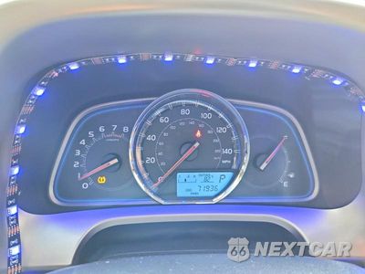 Zdjęcie 9 z 13 samochodu: 2015 TOYOTA RAV4 LIMITED VIN:JTMYFREV7FD067853 - miniatura