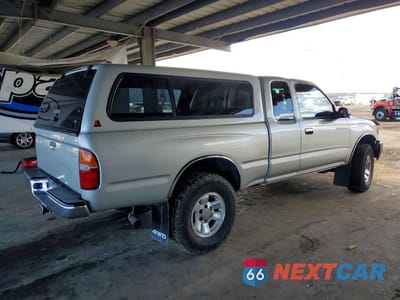 Trzecie zdjęcie samochodu z tyłu: 2000 TOYOTA TACOMA XTRACAB VIN:4TAWN72N4YZ635612 - miniatura