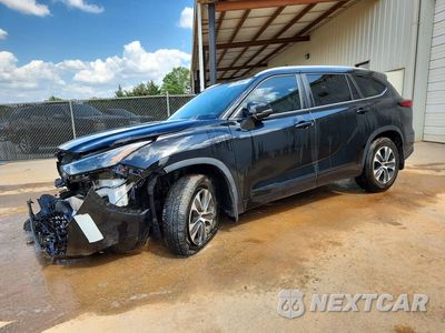 2023 TOYOTA HIGHLANDER XLE 5TDKDRAH8PS037231 - główne zdjęcie licytacji z USA - miniatura