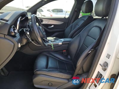 Zdjęcie 7 z 14 samochodu: 2019 MERCEDES-BENZ GLC 300 VIN:WDC0G4JB2KF563371 - miniatura