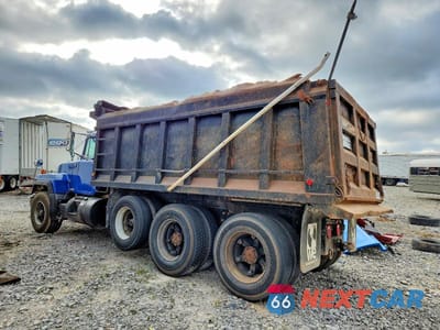 Trzecie zdjęcie samochodu z tyłu: 1998 MACK RD DUMP TRUCK VIN:1M2P267C4WM036153 - miniatura
