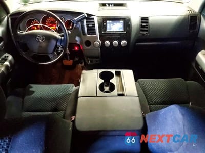 Zdjęcie 8 z 12 samochodu: 2008 TOYOTA TUNDRA GRADE VIN:5TFCV54178X008002 - miniatura