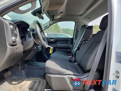 Zdjęcie 7 z 12 samochodu: 2024 GMC SIERRA K1500 VIN:3GTNUAED9RG260482 - miniatura
